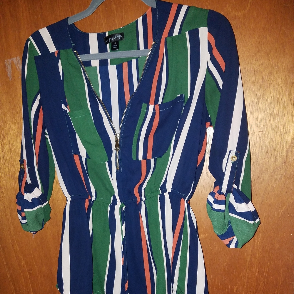 Like new size SM blouse